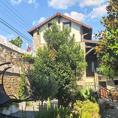 Gia